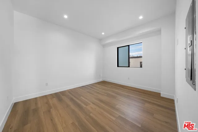 $5,500 | 10845 1/2 Morrison Street, North Hollywood, CA 91601