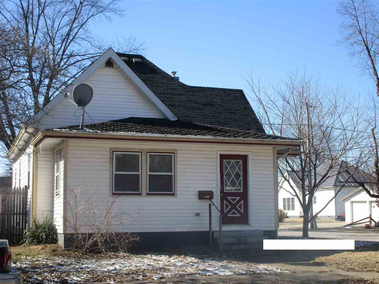 1305 Ritterskamp Avenue Vincennes, IN 47591 - Photo 1 of 10 Gallery Image 1