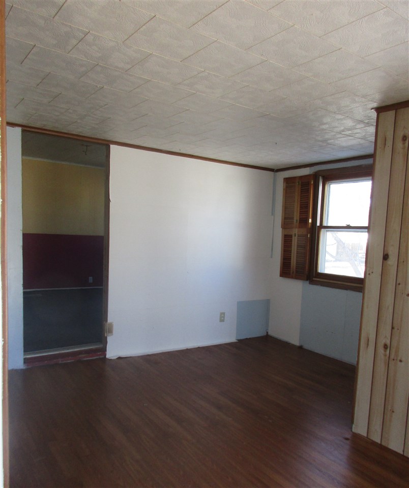 1305 Ritterskamp Avenue Vincennes, IN 47591 - Photo 3 of 10 Gallery Image 3