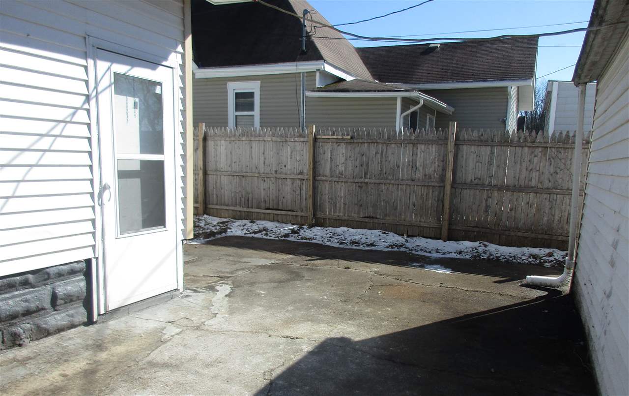 1305 Ritterskamp Avenue Vincennes, IN 47591 - Photo 9 of 10 Gallery Image 9