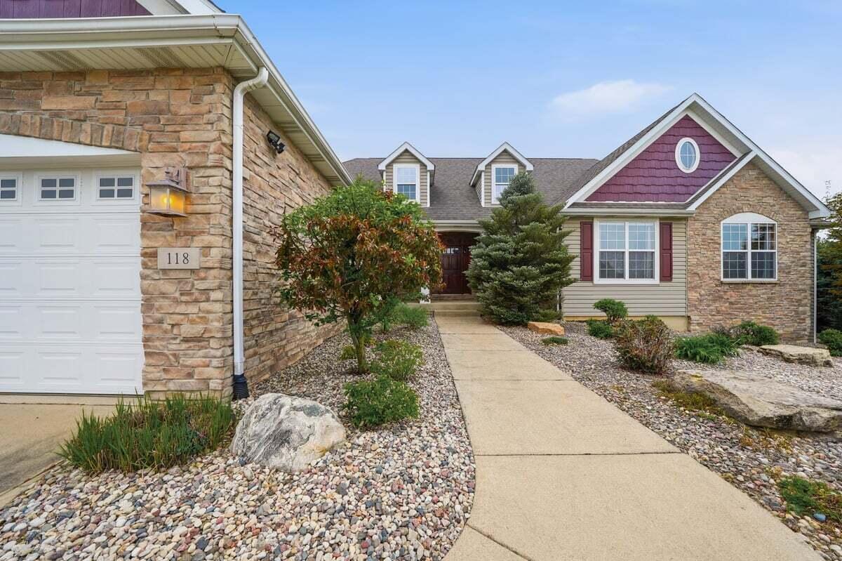 118 Windridge Road Valparaiso, IN 46385 - Photo 5 of 70 1200x799