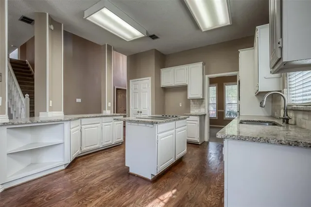 $2,700 | 5717 Belle Chasse Lane, Frisco, TX 75035