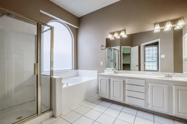 $2,700 | 5717 Belle Chasse Lane, Frisco, TX 75035