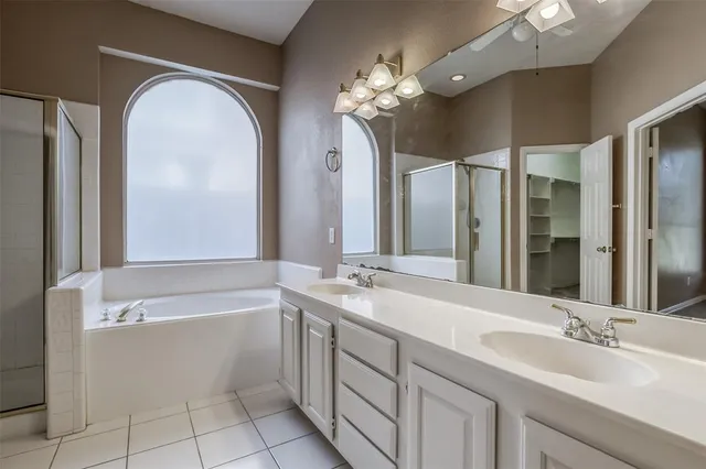 $2,700 | 5717 Belle Chasse Lane, Frisco, TX 75035