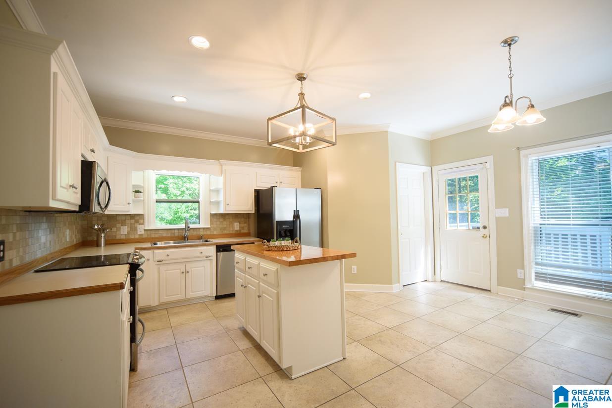 478 Russet Hl Road Birmingham, AL 35244 - Photo 9 of 31
