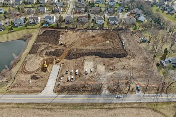 $522,500 | 4 B Prairie Grove Drive, Geneva, IL 60134