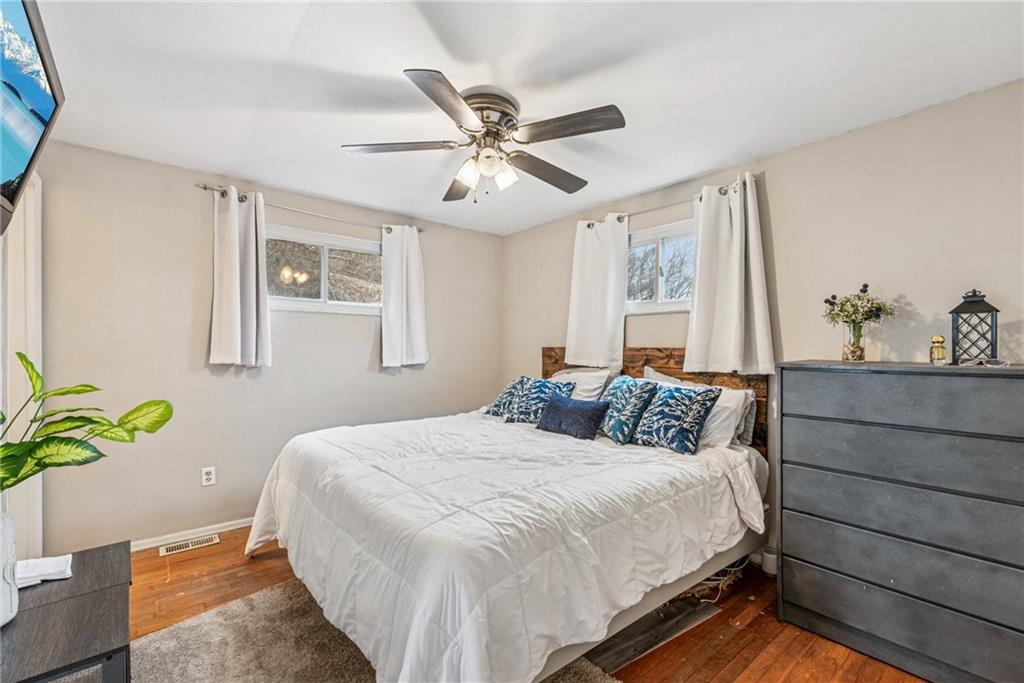 911 Colonial Manor Road Irwin, PA 15642 - Photo 13 of 33 Gallery Image 13