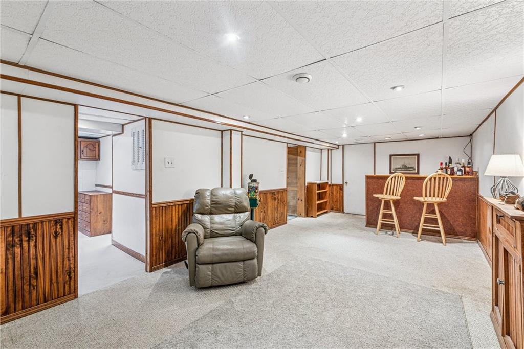 911 Colonial Manor Road Irwin, PA 15642 - Photo 19 of 33 Gallery Image 19