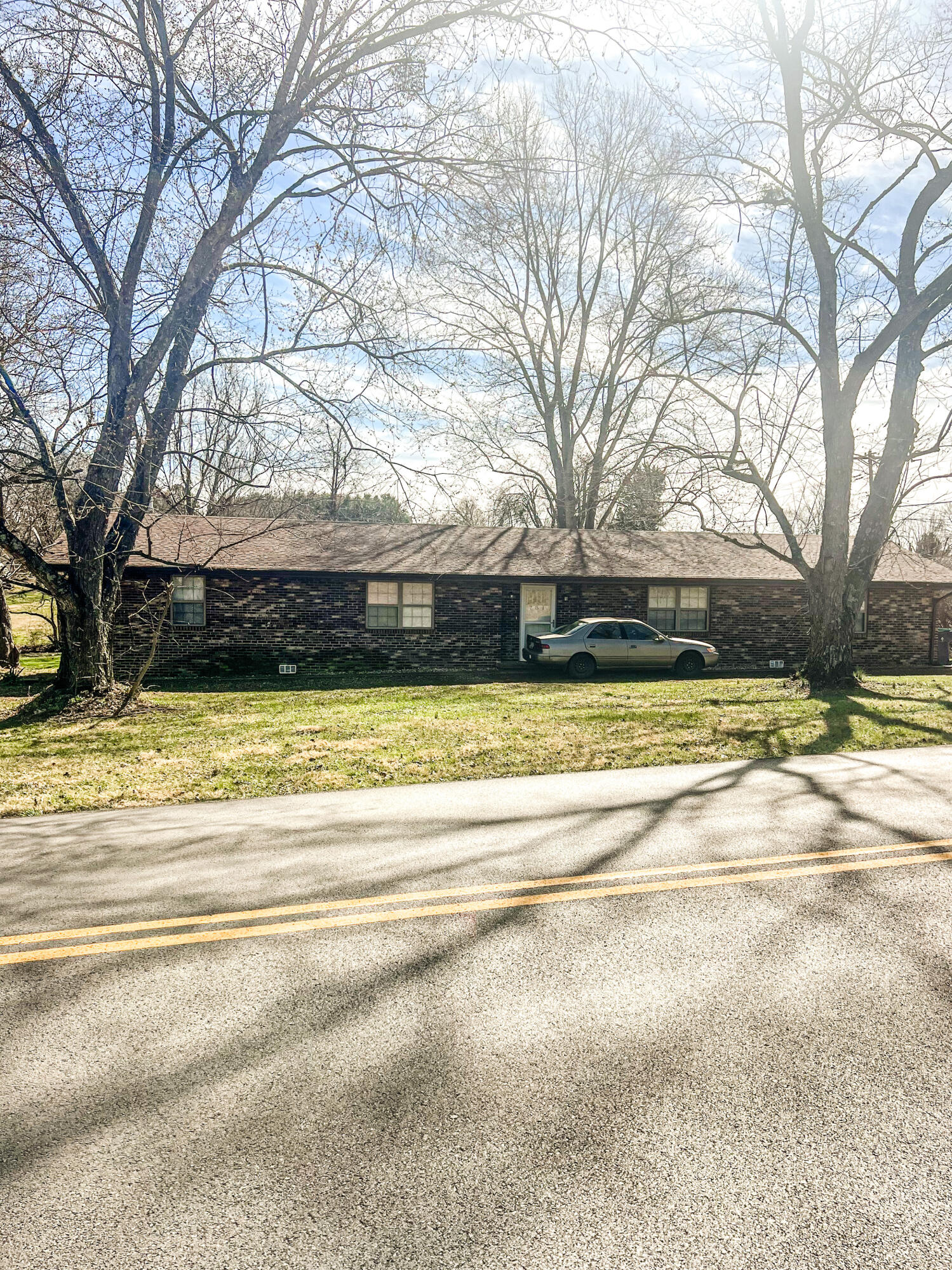781 West Bourbon Road Somerset, KY 42503 - Photo 1 of 1 IMG_8367