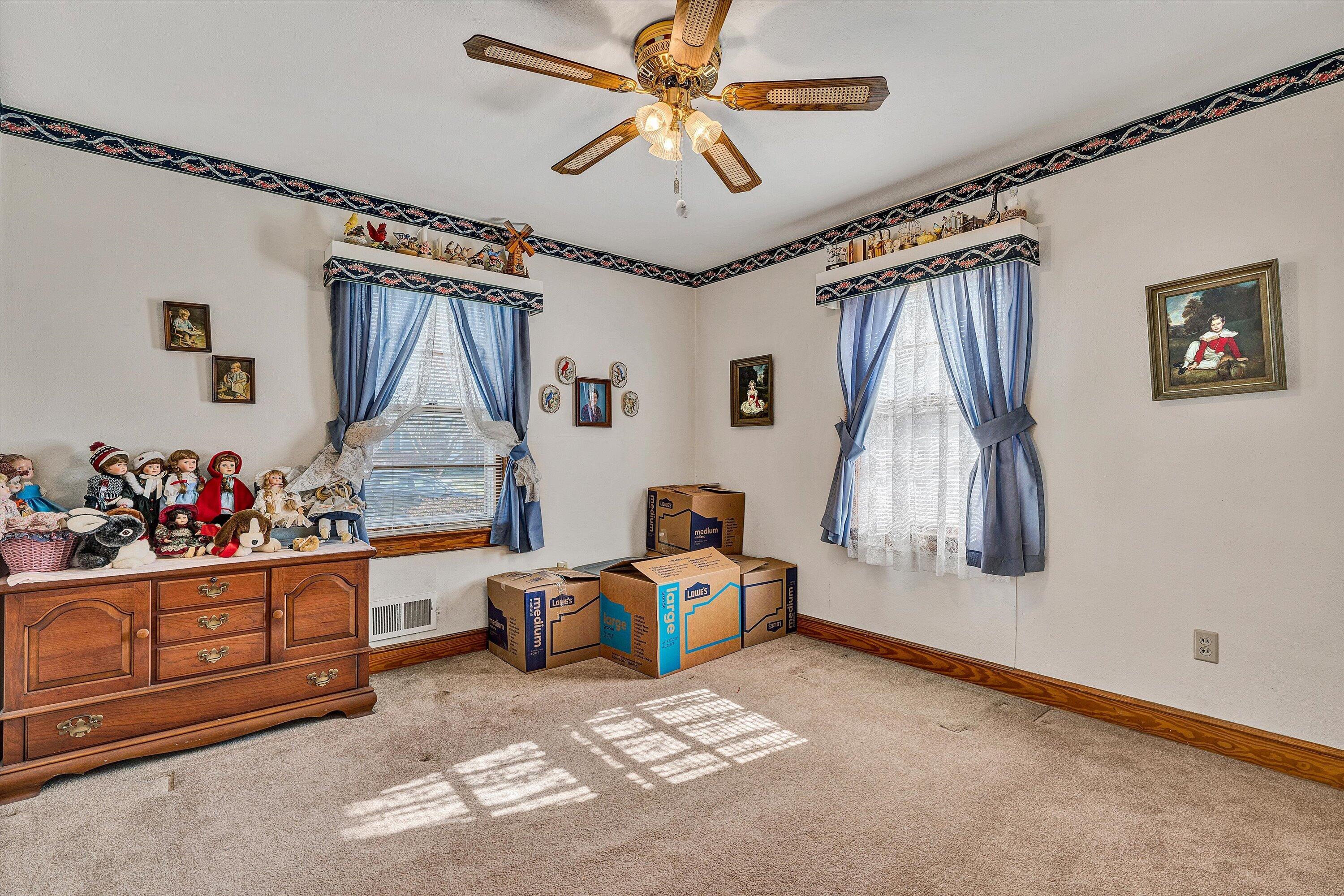 4852 Showalter Road Northwest Roanoke, VA 24017 - Photo 19 of 44 18-SGP-04687