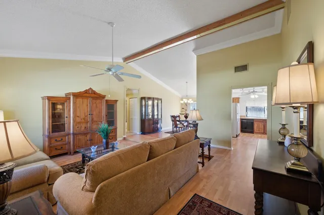 $4,800 | 4914 Acorn Drive, Boca Raton, FL 33487