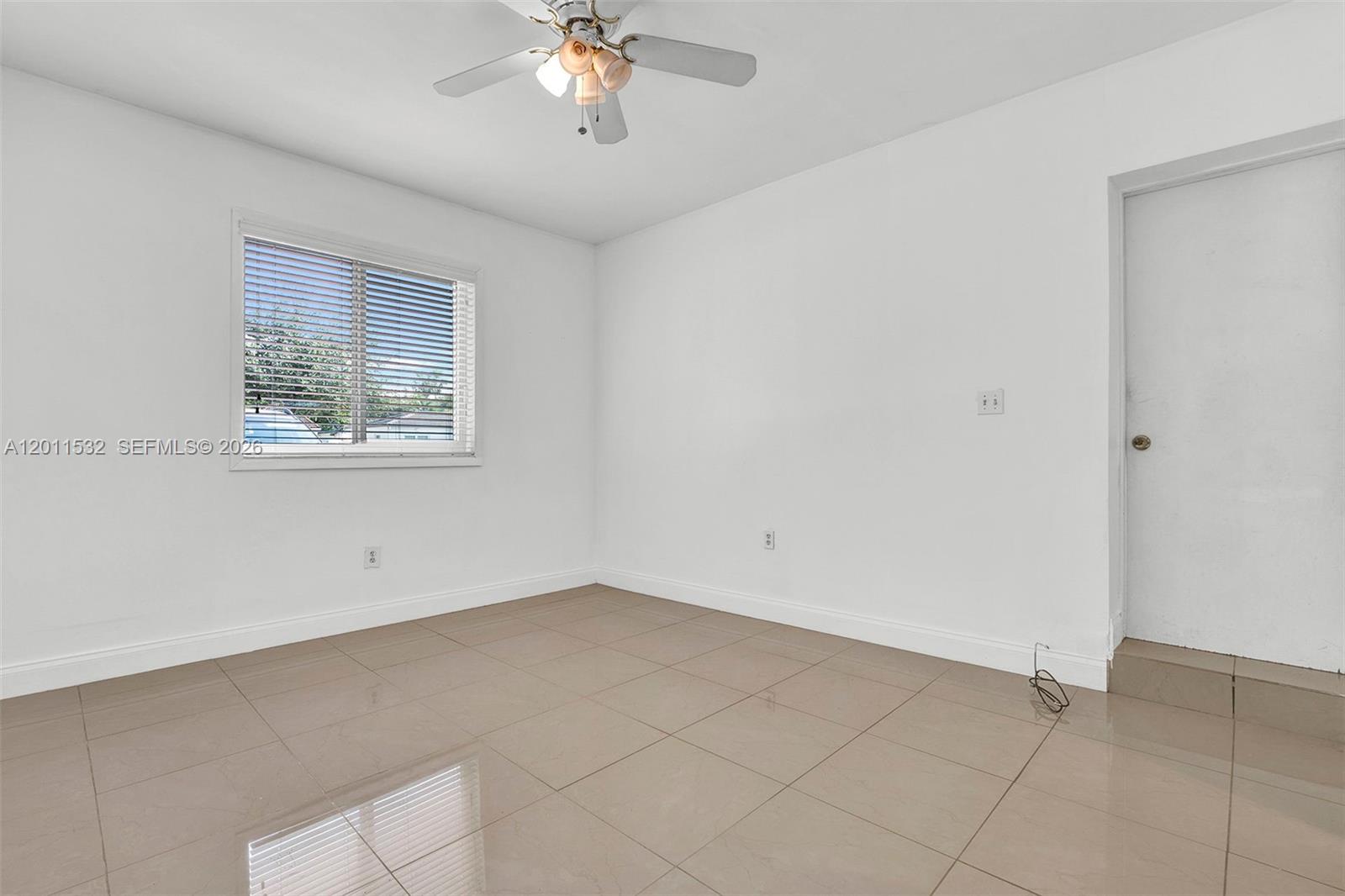 437 Swan Avenue Miami Springs, FL 33166 - Photo 15 of 33