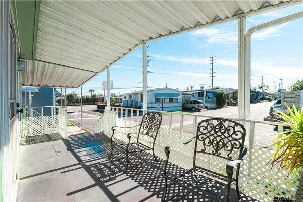 $159,900 | 17705 South Western Avenue, Unit 118, Gardena, CA 90248