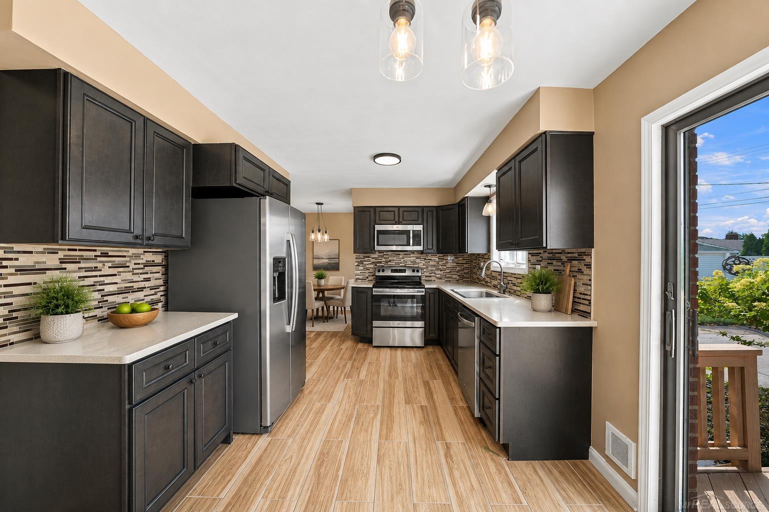 17824 Airport Road Fraser, MI 48026 - Photo 5 of 20 Gallery Image 5