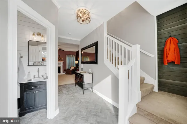 a view of entryway and hall