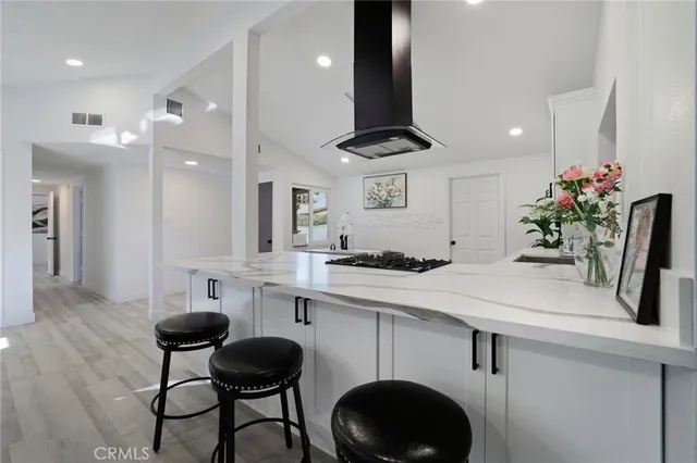 $949,000 | 405 South Clara Street, Santa Ana, CA 92704