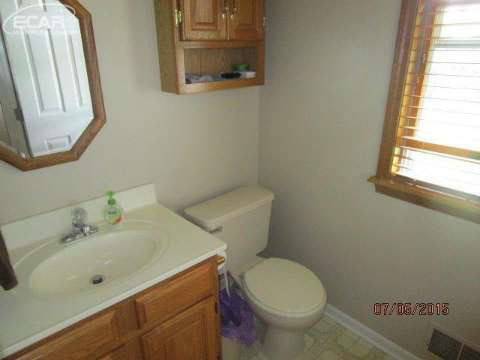11185 Whispering Ridge Trail Fenton, MI 48430 - Photo 21 of 25 20442902-20.JPG