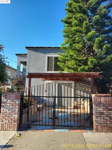 $624,000 | 2001 East 27th Street, Oakland, CA 94606