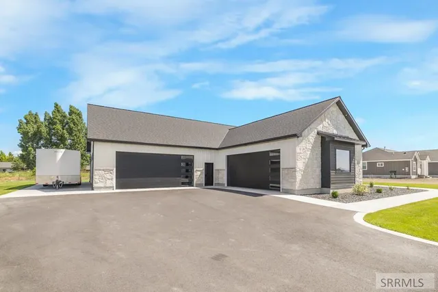 $900,000 | 4109 East 218 North, Rigby, ID 83442