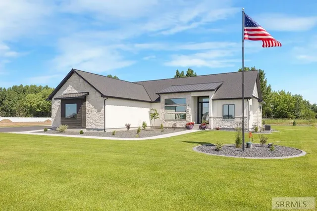 $900,000 | 4109 East 218 North, Rigby, ID 83442