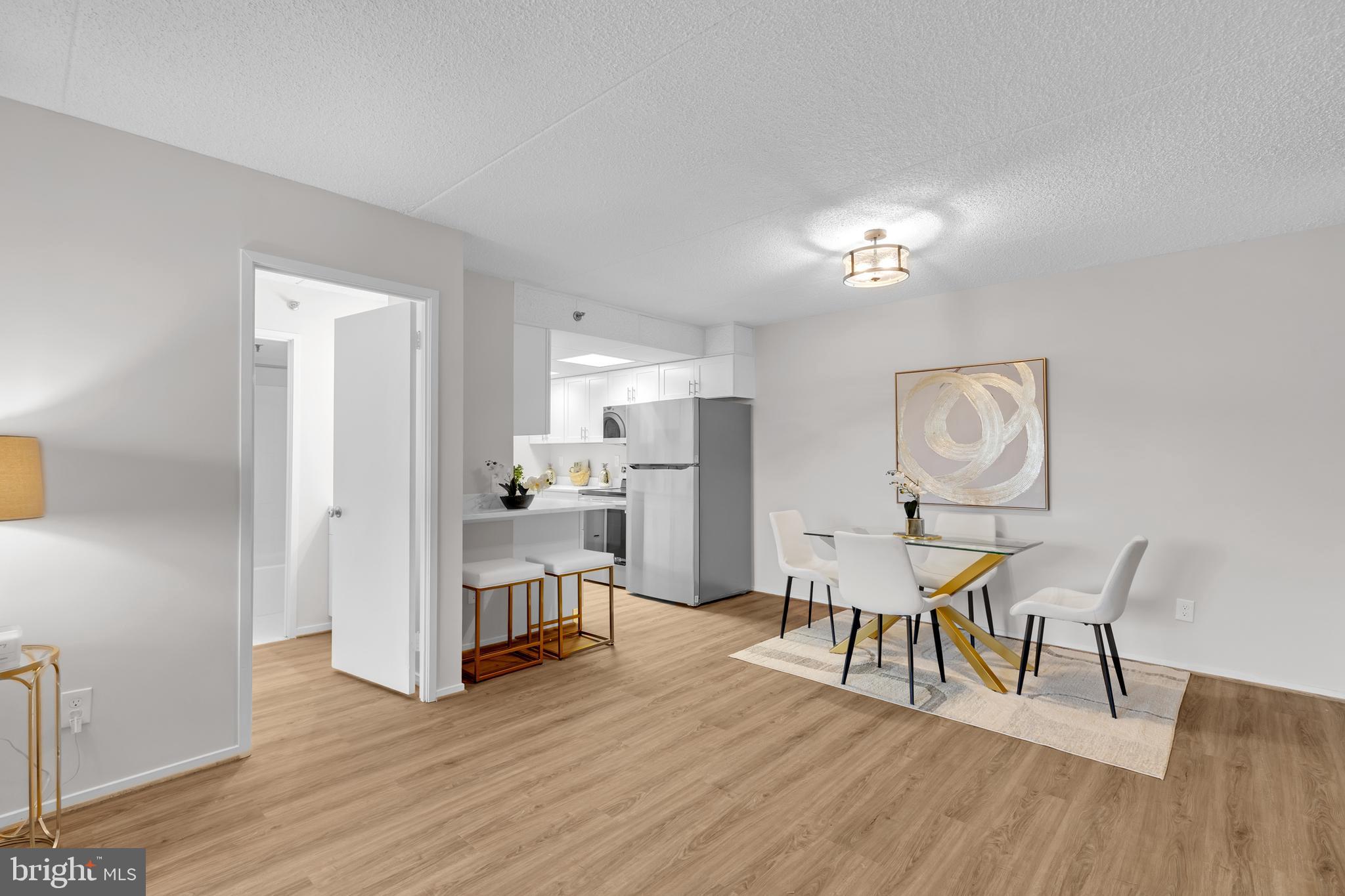 5911 Edsall Road, Unit 904 Alexandria, VA 22304 - Photo 7 of 24 Gallery Image 7