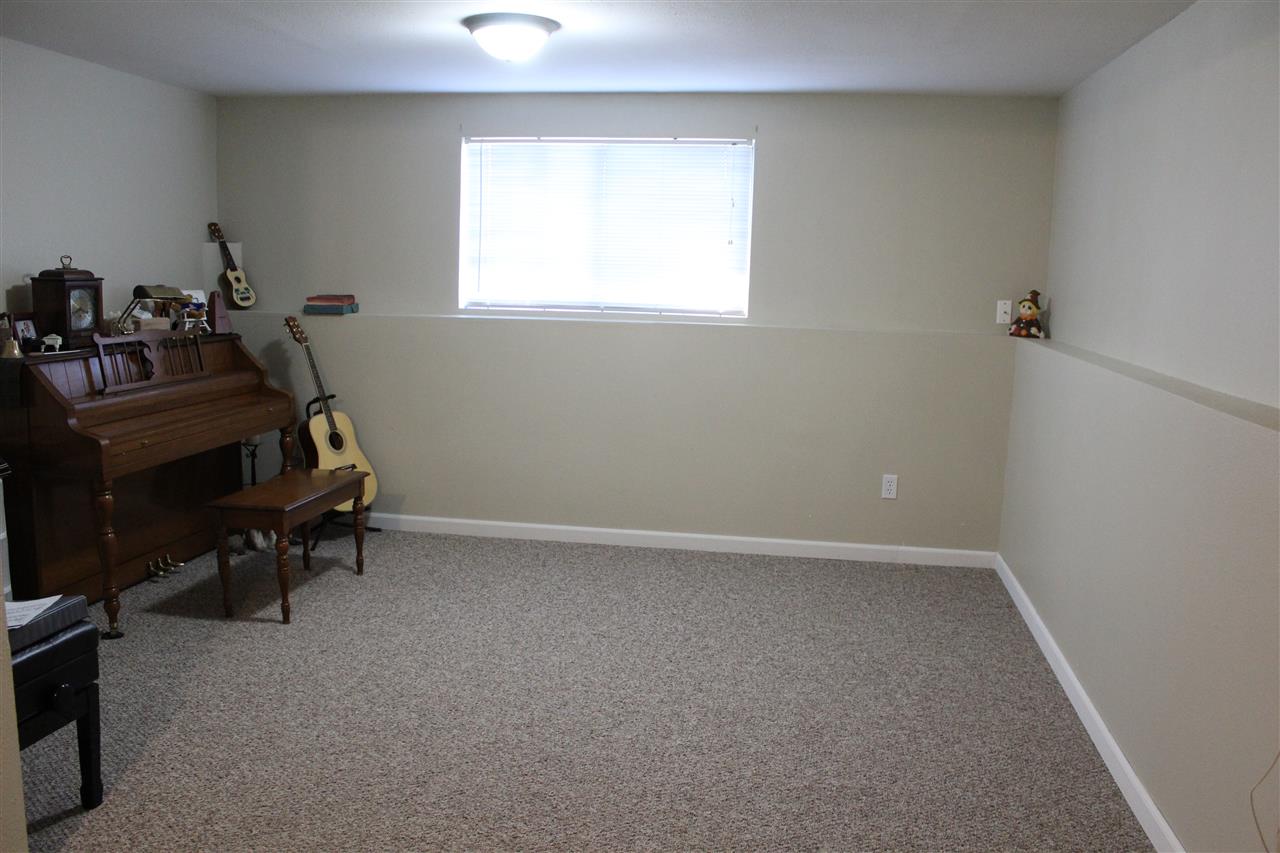 3919 East Pegasus Road Mead, WA 99021 - Photo 10 of 16 Gallery Image 10