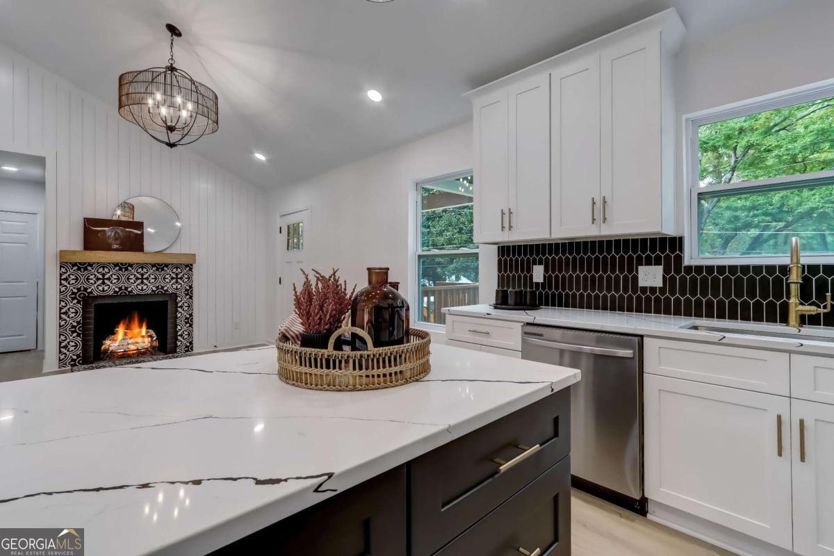 1250 Byewood Lane Southwest Atlanta, GA 30310 - Photo 14 of 48
