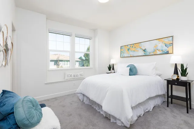 $1,570,000 | 733 East Evelyn Avenue, Sunnyvale, CA 94086