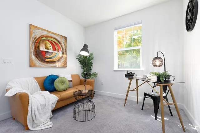 $1,570,000 | 733 East Evelyn Avenue, Sunnyvale, CA 94086