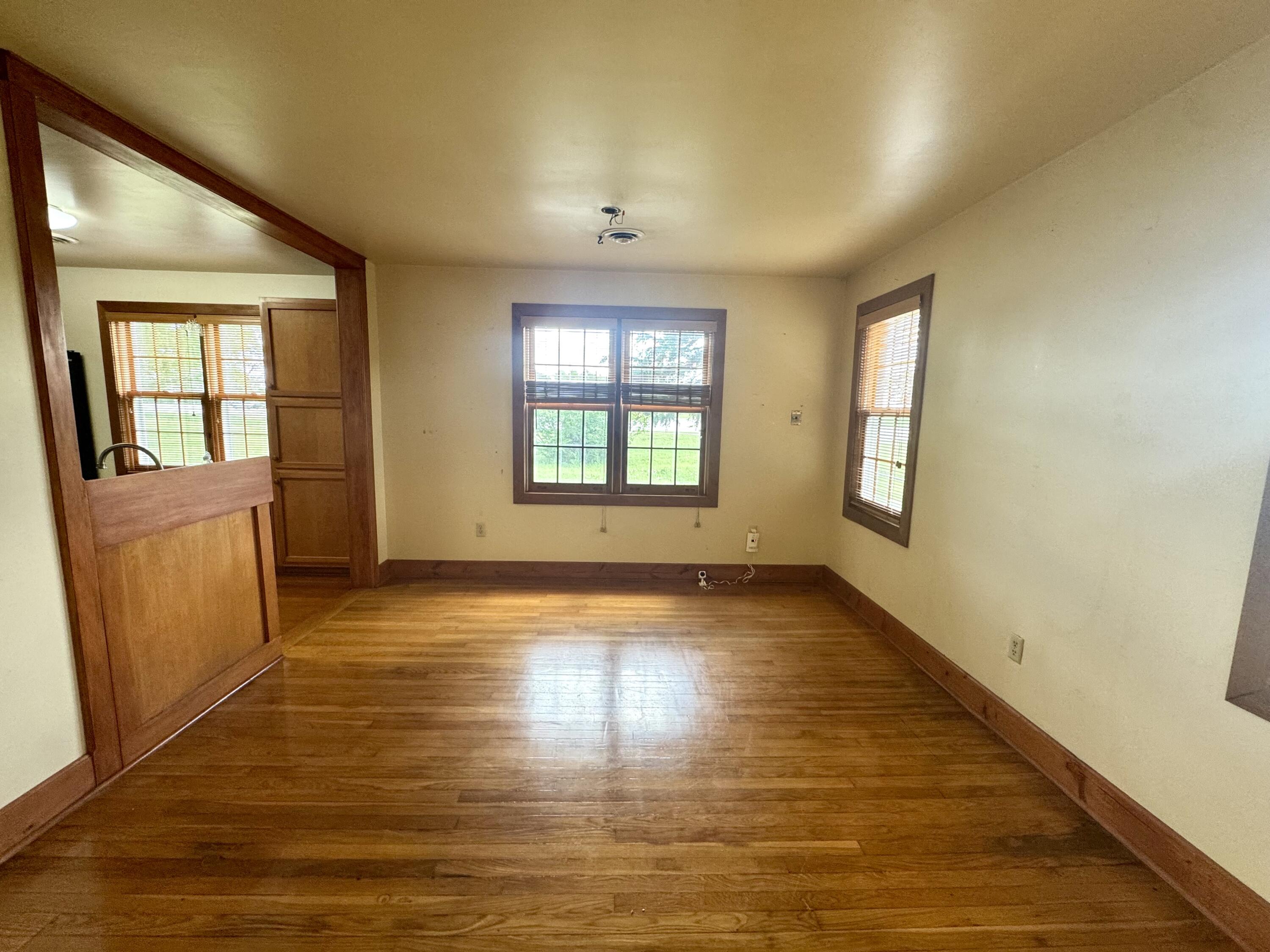 9730 37th Street Somers, WI 53144 - Photo 15 of 46 Dining Room