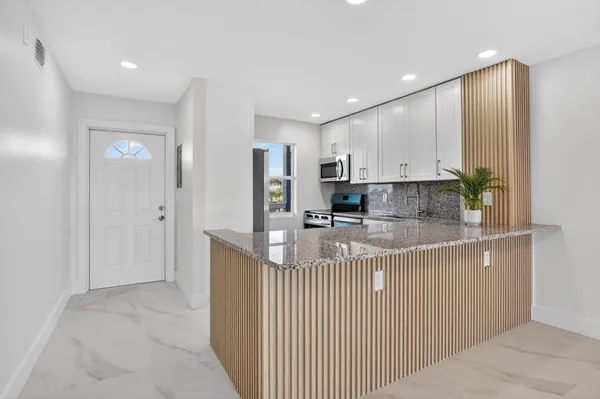$255,000 | 9880 Marina Boulevard, Unit 1536, Boca Raton, FL 33428
