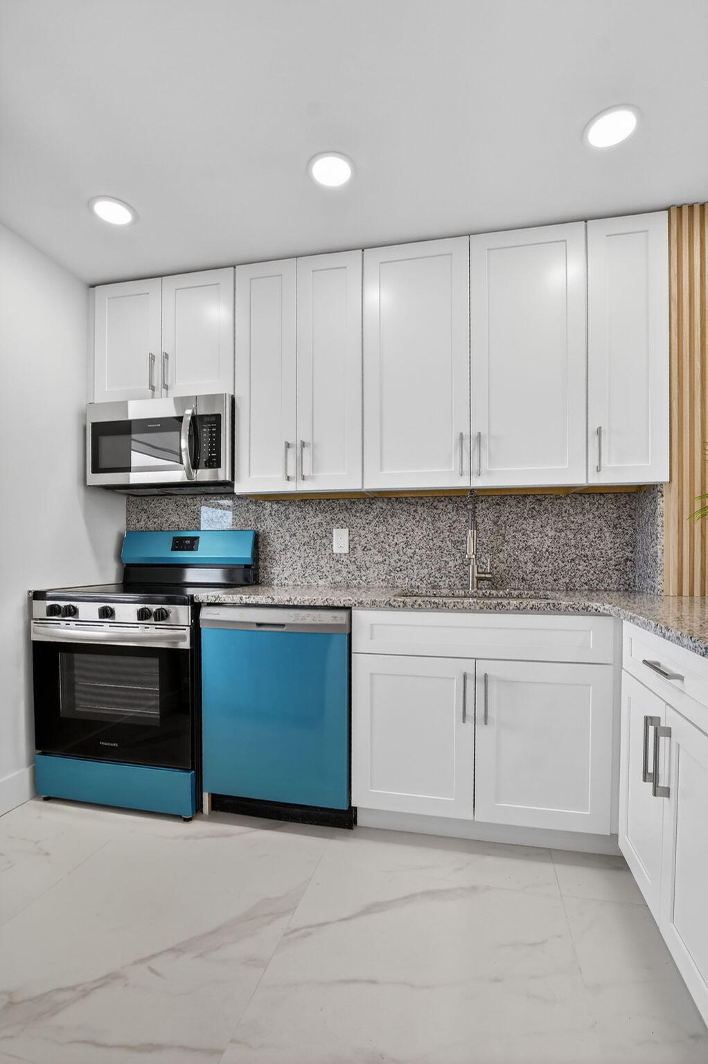 9880 Marina Boulevard, Unit 1536 Boca Raton, FL 33428 - Photo 9 of 42 7-web-or-mls-DSC_5143