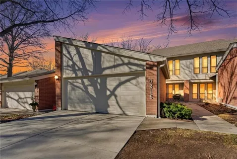 $425,000 | 6216 Ash Street, Mission, KS 66202