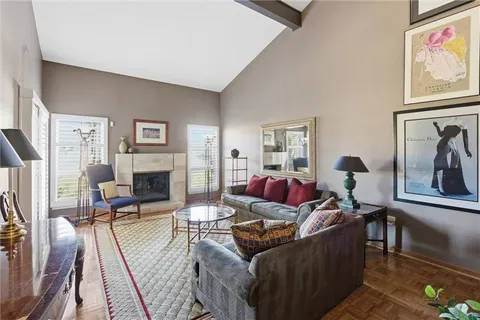 $425,000 | 6216 Ash Street, Mission, KS 66202