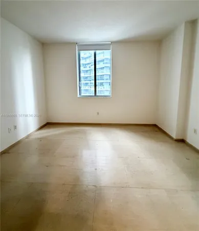 $3,990 | 1050 Brickell Avenue, Unit 2420, Miami, FL 33131