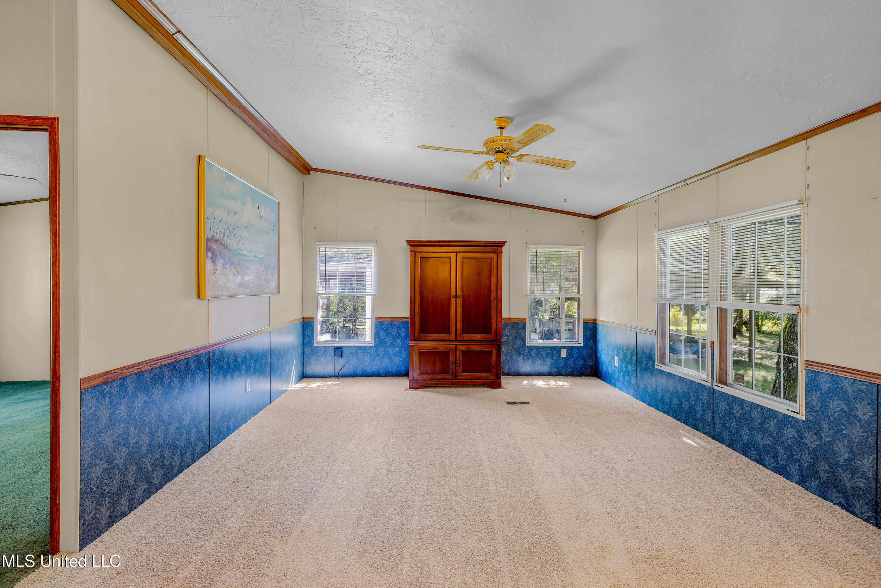 28544 Willie Malley Road Pass Christian, MS 39571 - Photo 12 of 38 Family Room