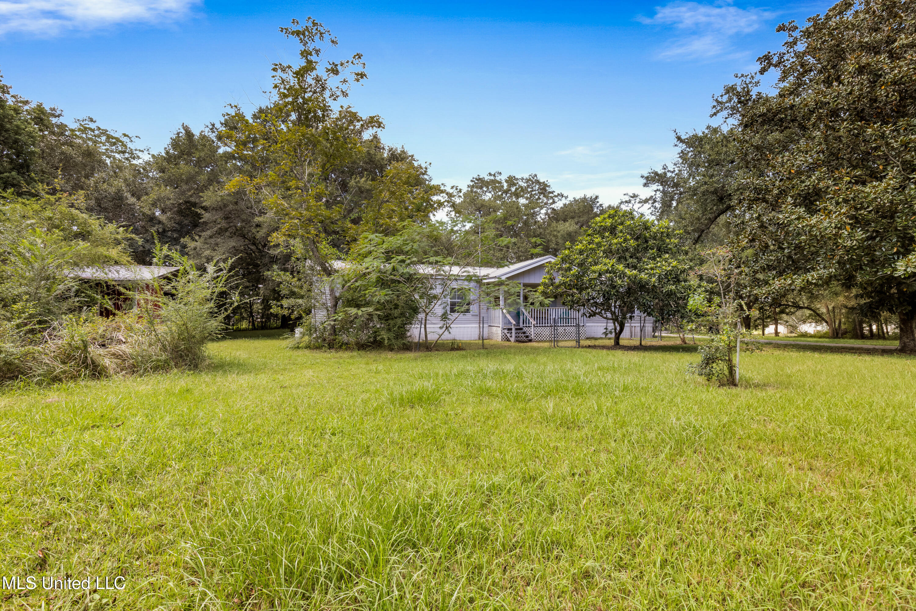 28544 Willie Malley Road Pass Christian, MS 39571 - Photo 29 of 38 28544WillieMayRd-9