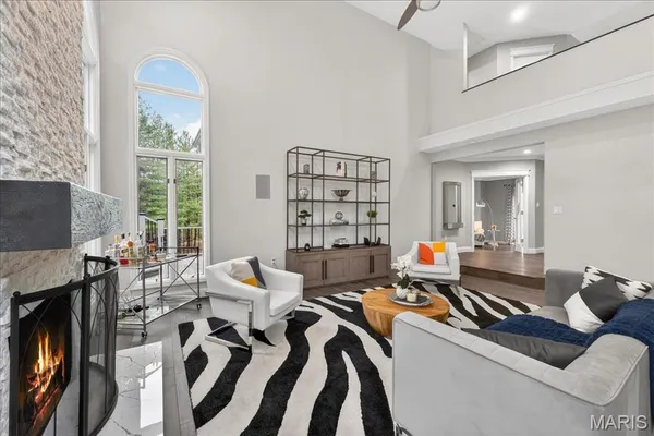 $999,999 | 1909 Shepard Road, Wildwood, MO 63038