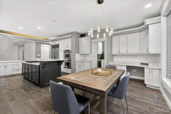 $999,999 | 1909 Shepard Road, Wildwood, MO 63038