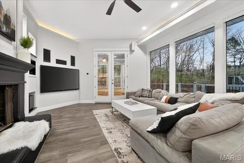 $999,999 | 1909 Shepard Road, Wildwood, MO 63038