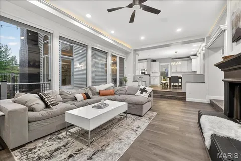 $999,999 | 1909 Shepard Road, Wildwood, MO 63038