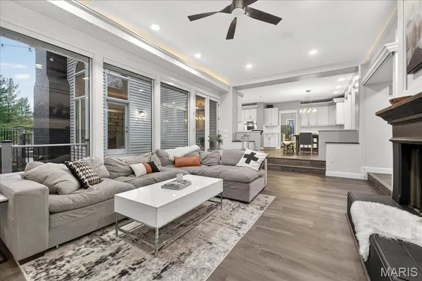 $999,999 | 1909 Shepard Road, Wildwood, MO 63038