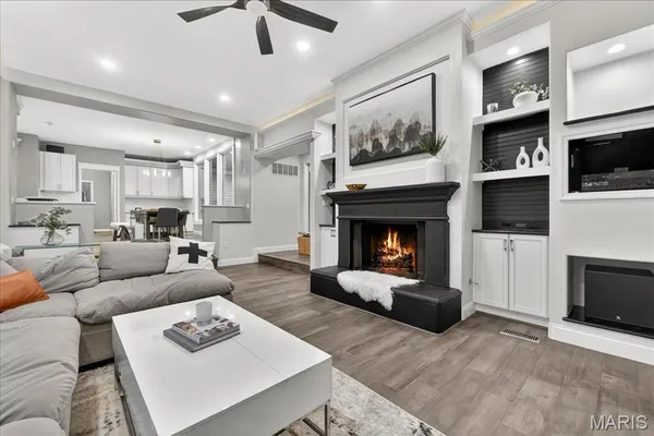 $999,999 | 1909 Shepard Road, Wildwood, MO 63038