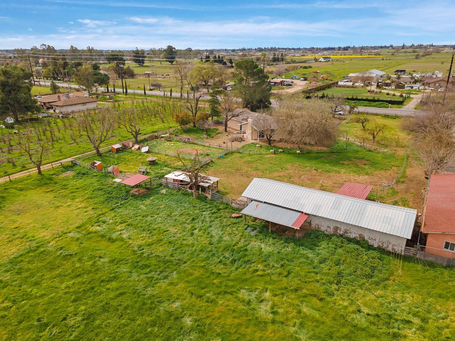 8595 Bradshaw Road Elk Grove, CA 95624 - Photo 21 of 28