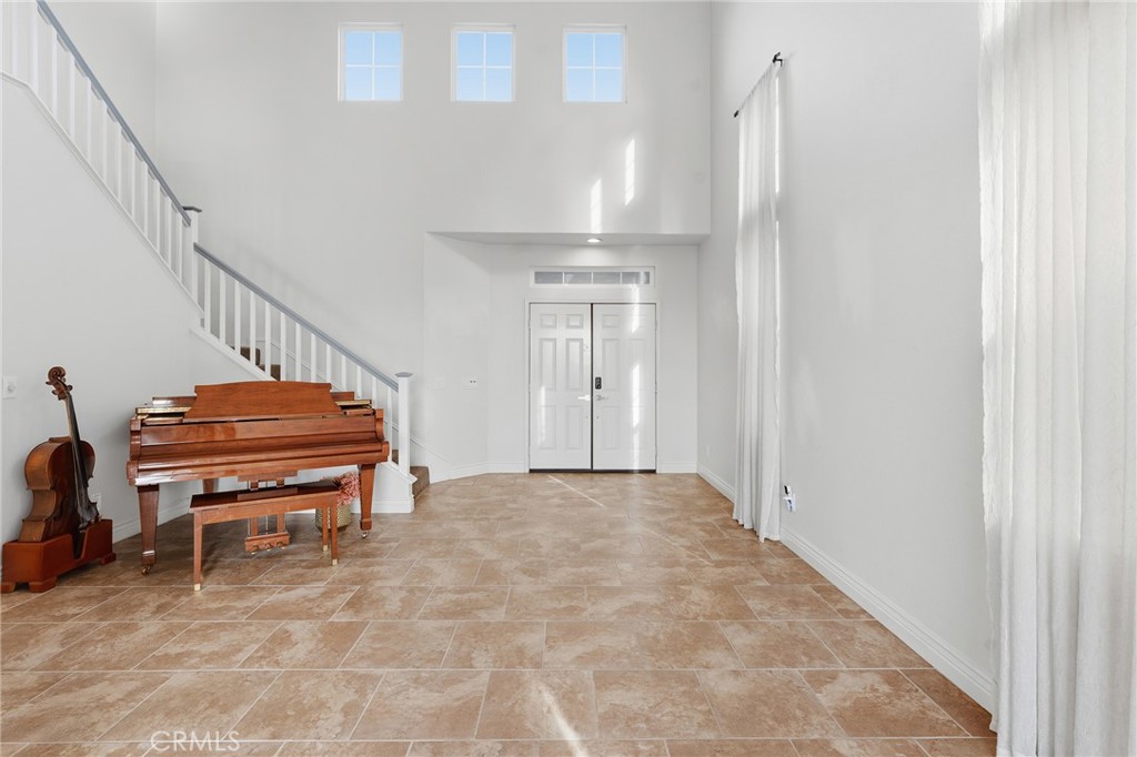 26056 O'Hara Lane Stevenson Ranch, CA 91381 - Photo 17 of 43