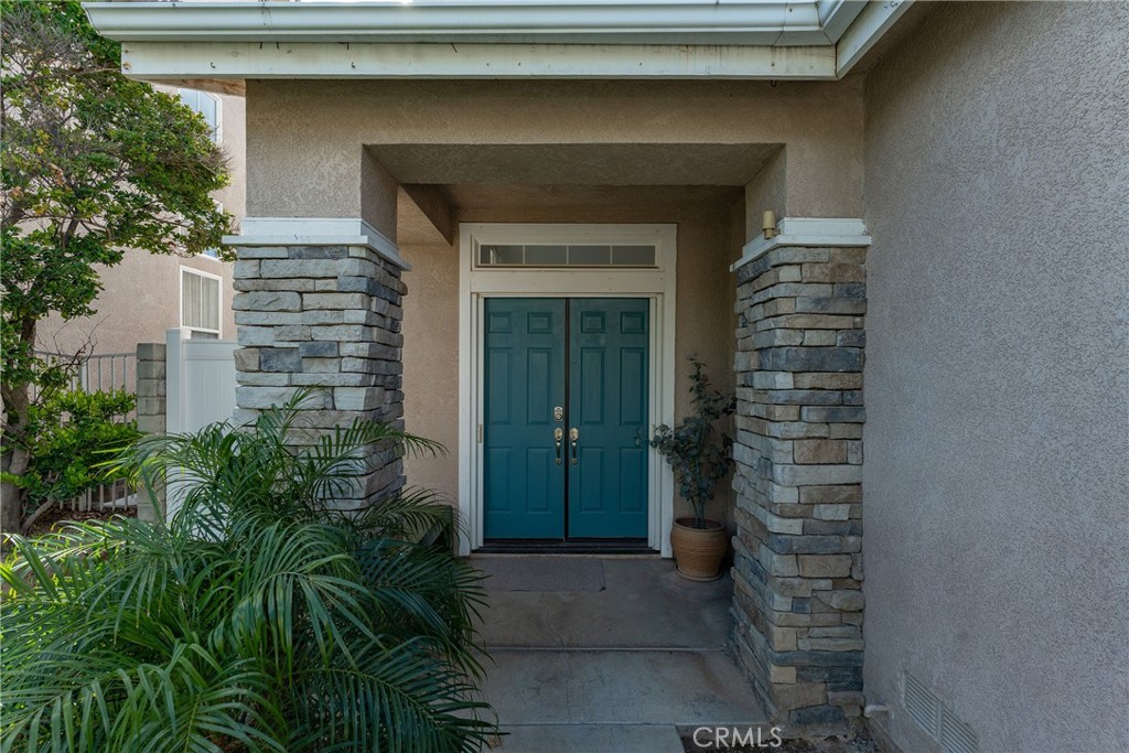 26056 O'Hara Lane Stevenson Ranch, CA 91381 - Photo 3 of 43