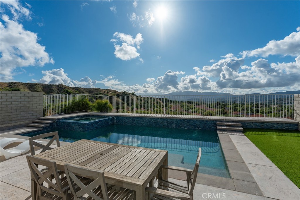 26056 O'Hara Lane Stevenson Ranch, CA 91381 - Photo 4 of 43