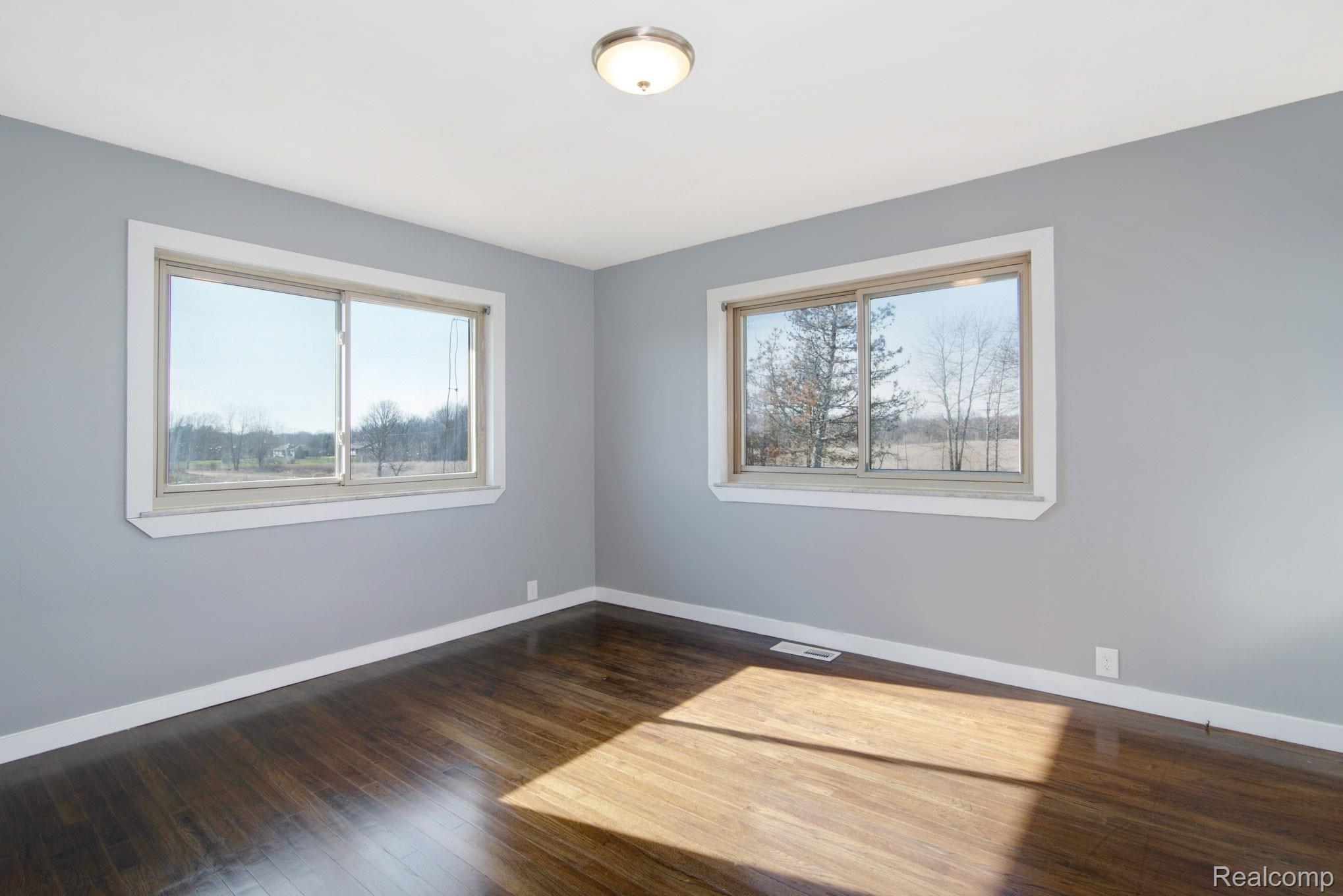 9561 West Vogt Road Fowlerville, MI 48836 - Photo 20 of 25 Photo-Apr-13,-5-34-14-PM_21-PM.jpg