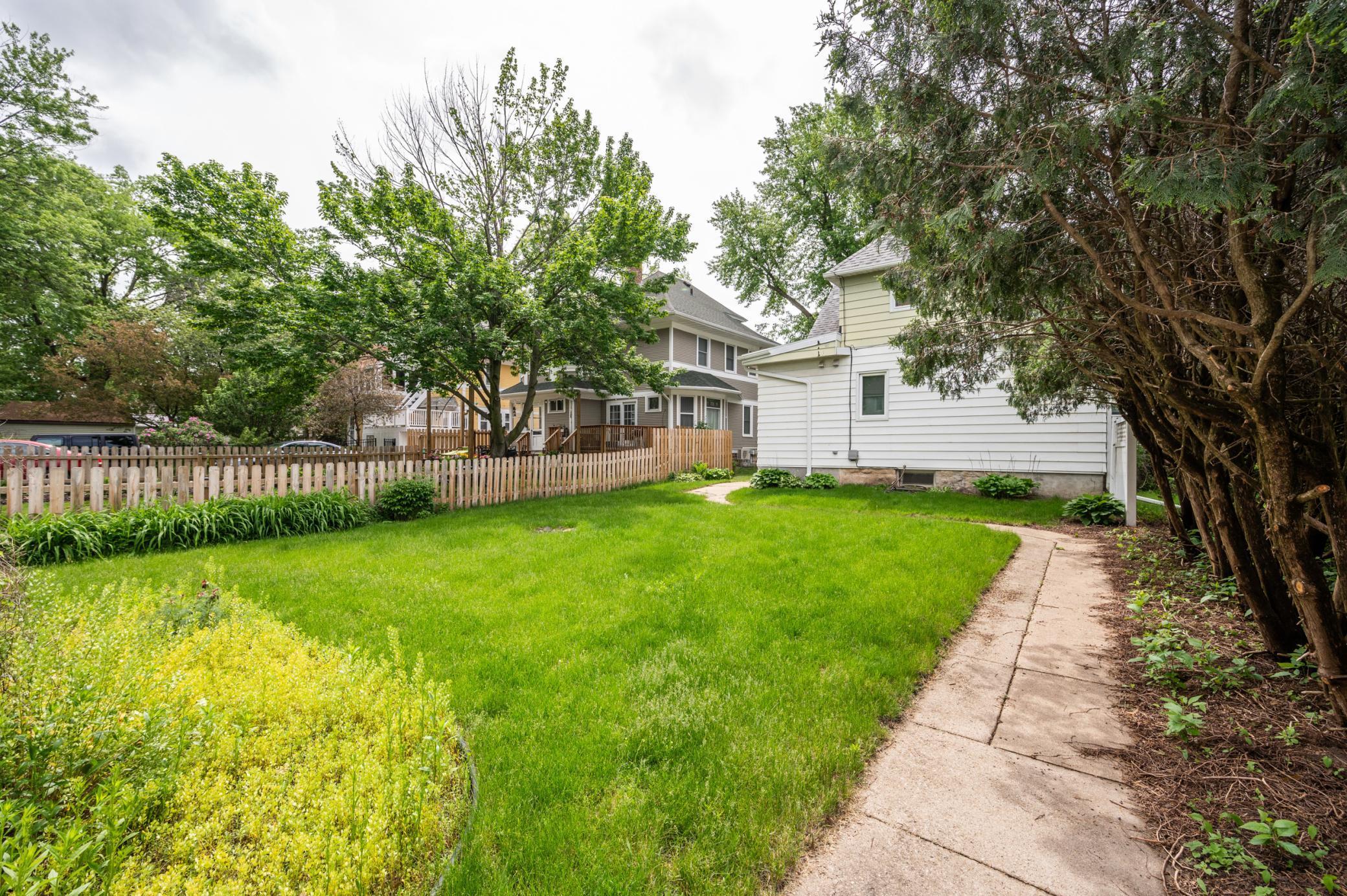 905 East Center Street Rochester, MN 55904 - Photo 31 of 33