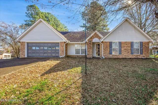 $330,000 | 4609 Big Horn Drive North, Nesbit, MS 38651
